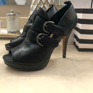 Coach genuine leather bootie. size 7.5 runs true to size. Only Used once.